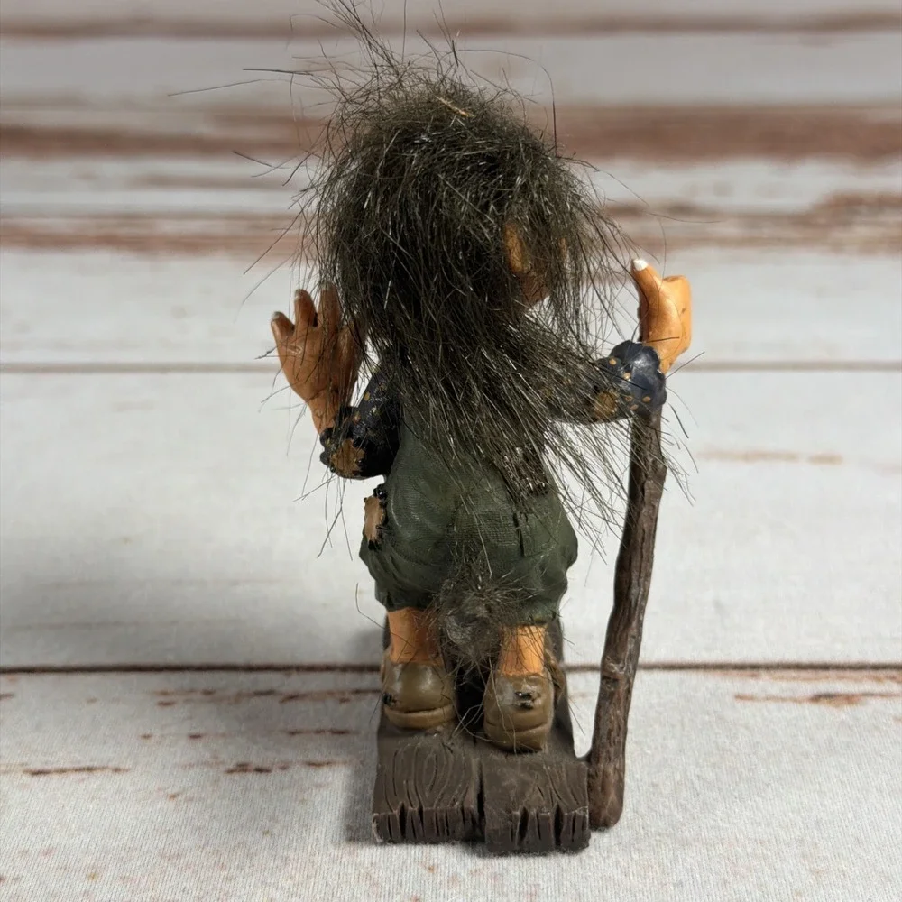 Nord Suvenir Norwegian Troll On Skis Vintage Resin Figurine Handmade Used